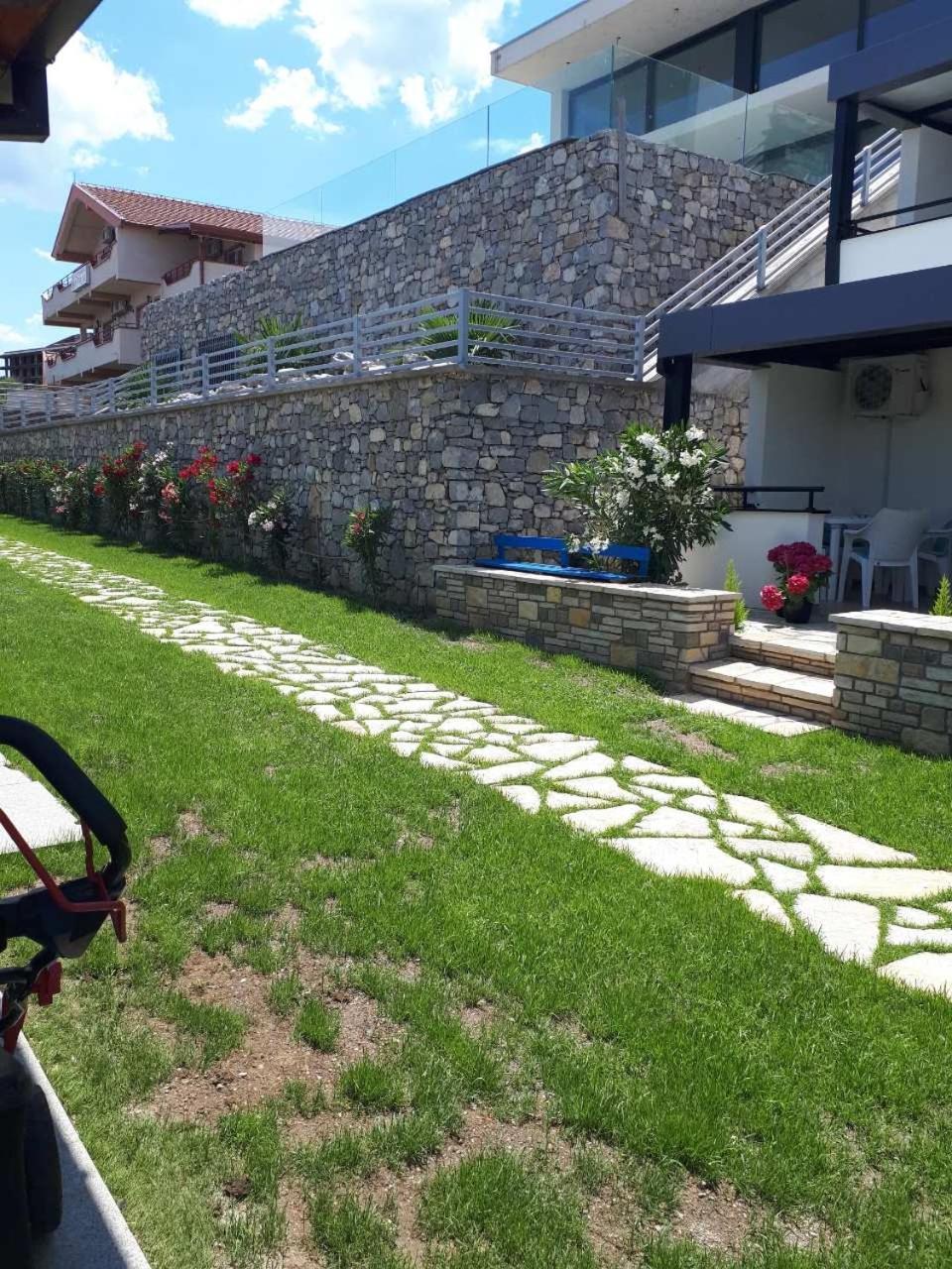 Apartments And Villas Janev Dojran Exterior photo